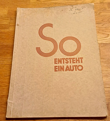 Entsteht ein auto bücherei - ein,
